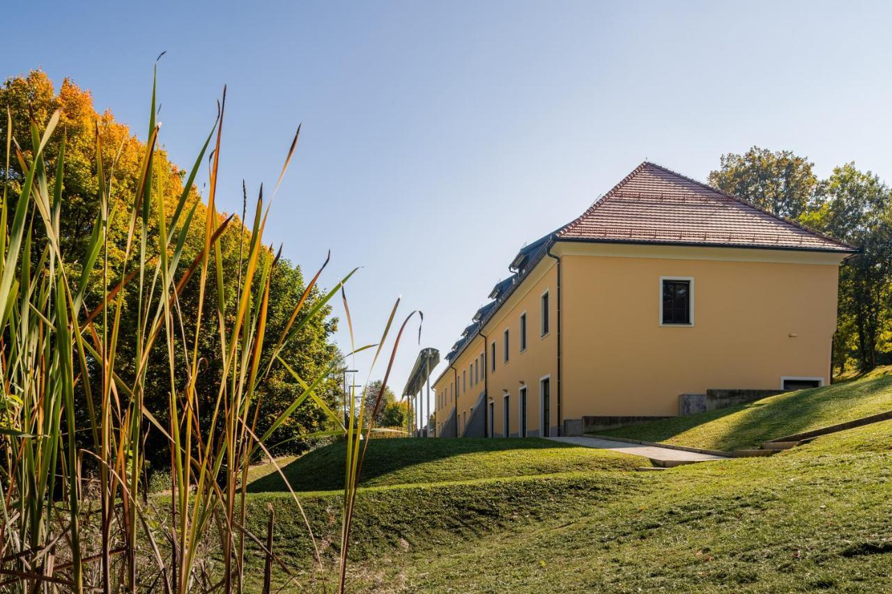 Dvorec Trebnik - Sobe Slovenske Konjice Екстериор снимка