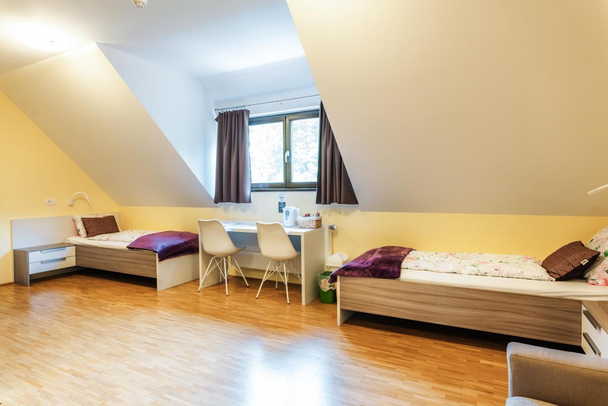 Dvorec Trebnik - Sobe Slovenske Konjice Екстериор снимка